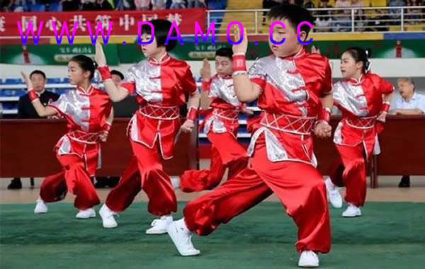 �׽