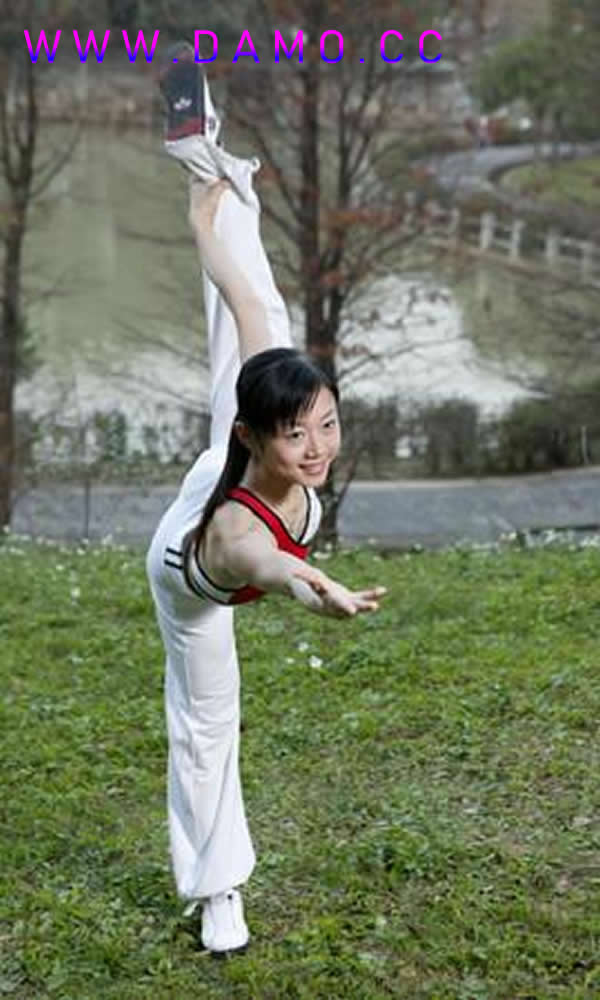 �׽