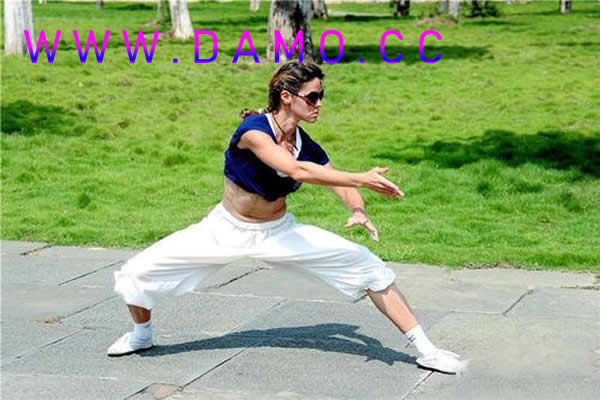 �׽