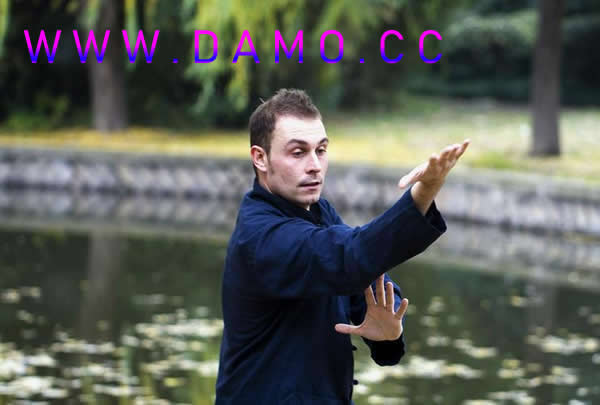 �׽