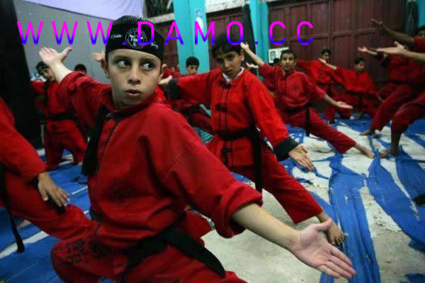 �׽