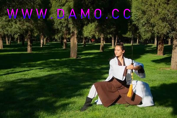 �׽