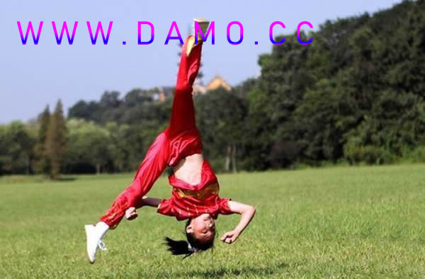 �׽