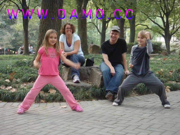 �׽