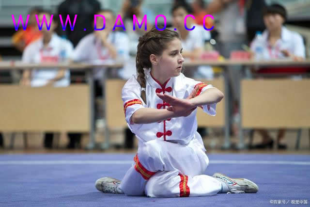 �׽